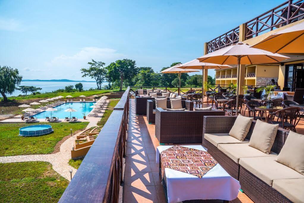 Kaazi Beach Resort Kigo ภายนอก รูปภาพ