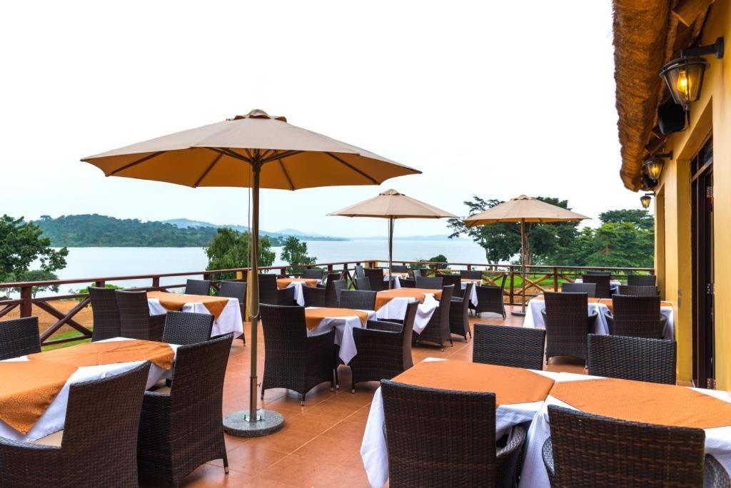 Kaazi Beach Resort Kigo ภายนอก รูปภาพ